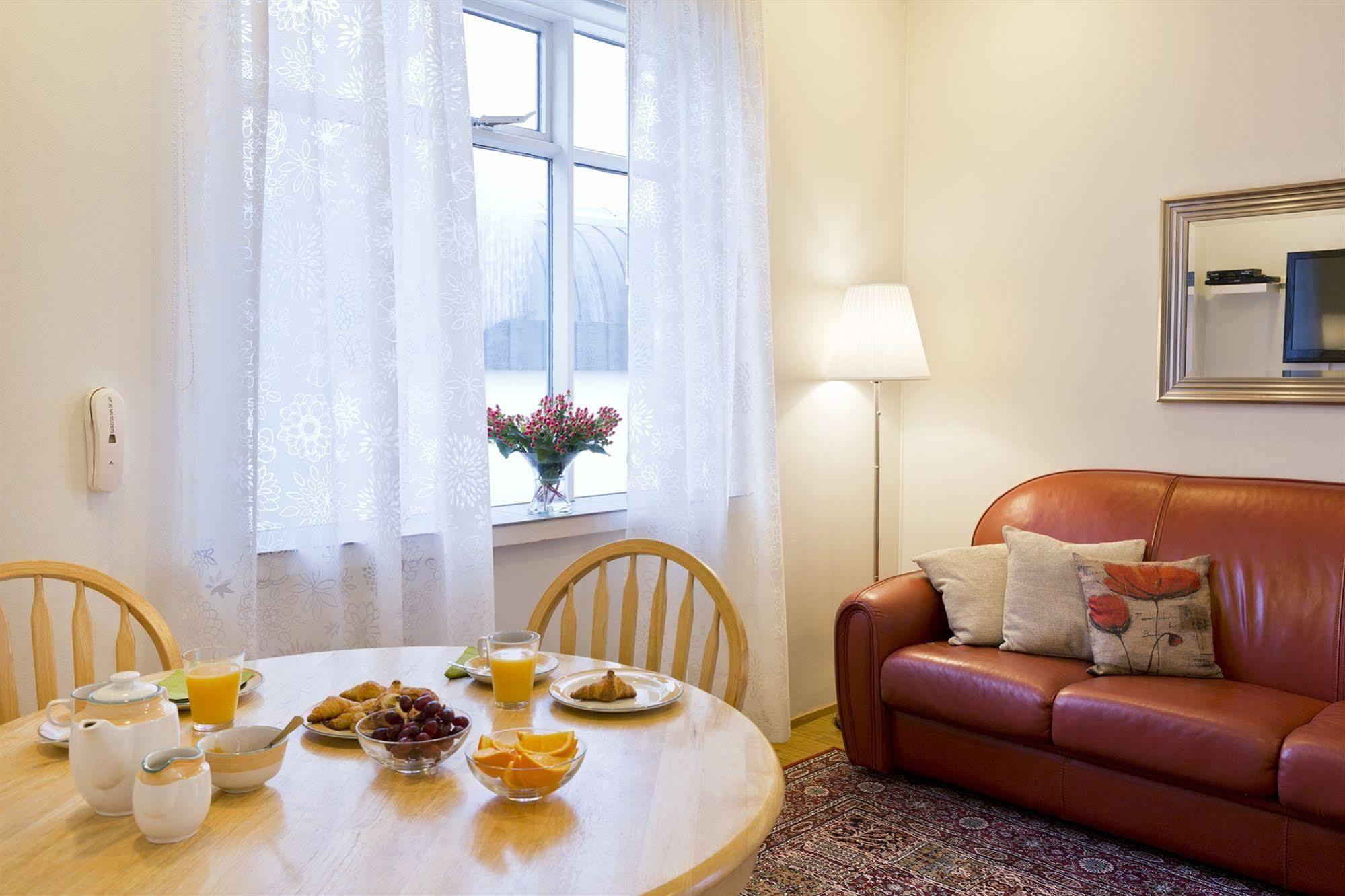 Castle House & Embassy Luxury Apartments Reykjavik Luaran gambar