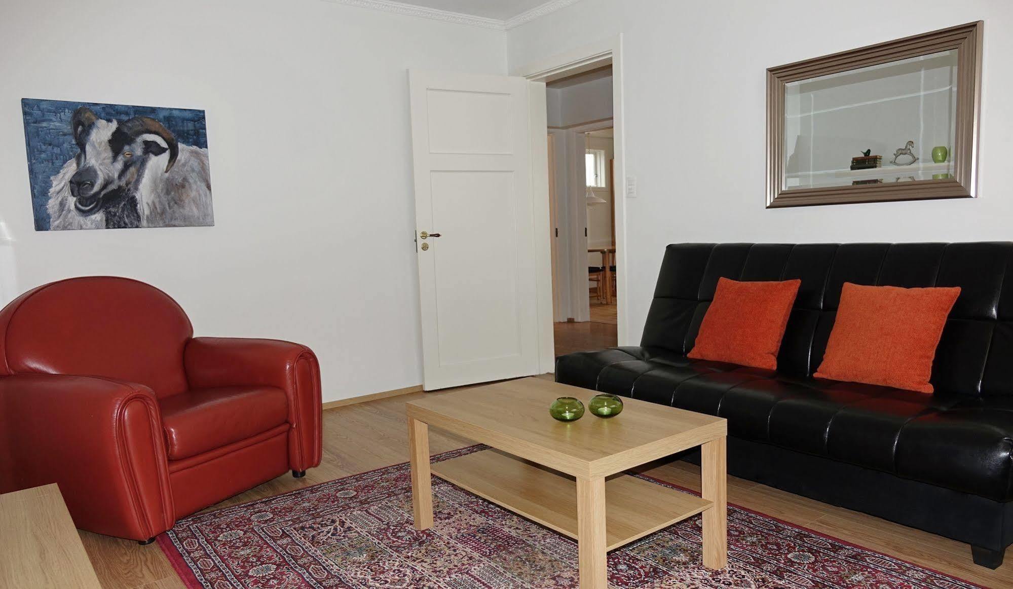 Castle House & Embassy Luxury Apartments Reykjavik Luaran gambar